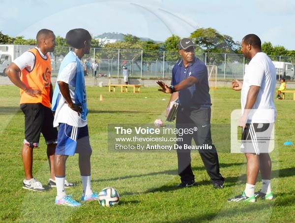 Image: CONCACAF Instructor Lenny Lake Ensuring that the local coaches get it right. (Photo Anthony De Beauville)