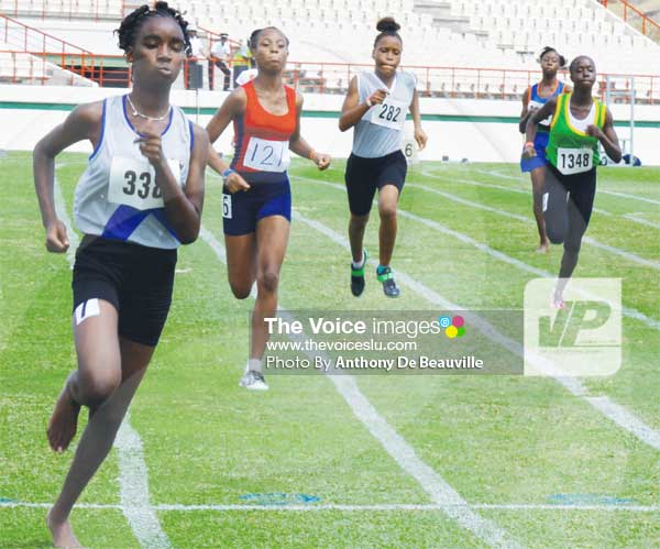Image: A lot is expected in the 400 metres for girls under-16. (PHOTO: Anthony De Beauville)