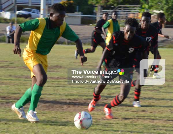 Image: Some of the action between Piton Travel All Stars and Seria played on Sunday. [PHOTO: Anthony De Beauville]