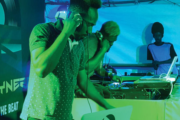 img: DJs performing last weekend at Heineken Green Synergy Reloaded.