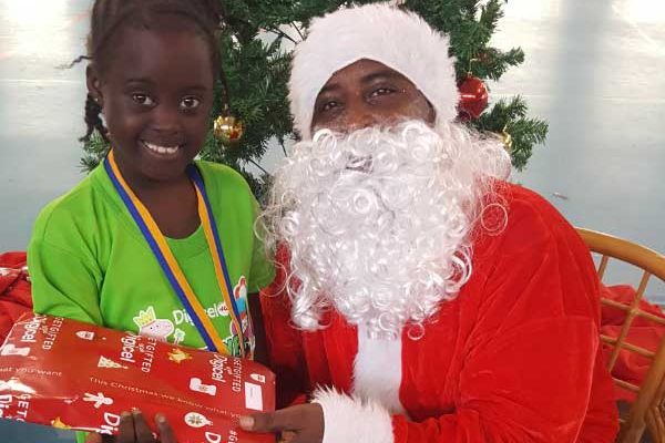 Image: Student gets gifted with Christmas wish