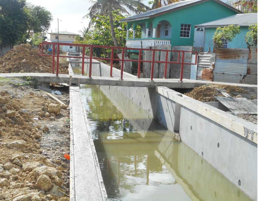 Image: Drainage system underway at Bacadere.