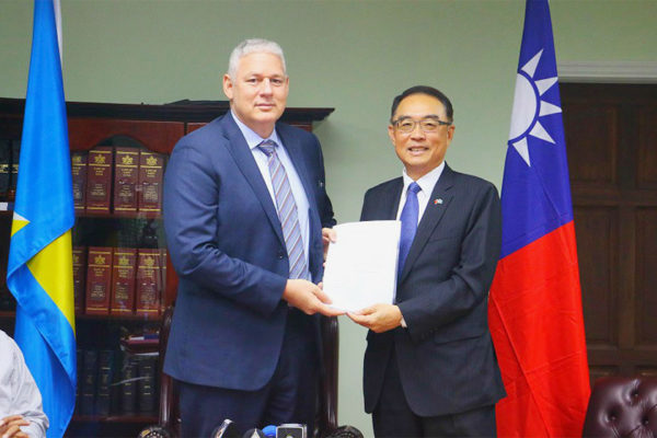 Image: Prime Minister Chastanet and Taiwanese Ambassador Shen during the presentation yesterday.