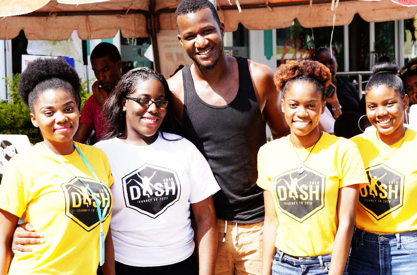 Image of Cricketer Daren Sammy with DASHers at this year’s DASH launch.