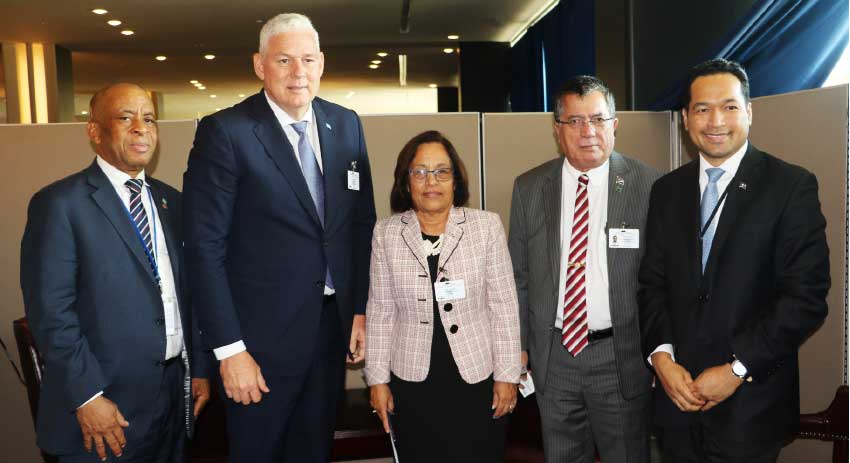 Image: of Prime Minister Allen Chastanet meets with President of the Marshall Islands Hilda Heine & her team. 