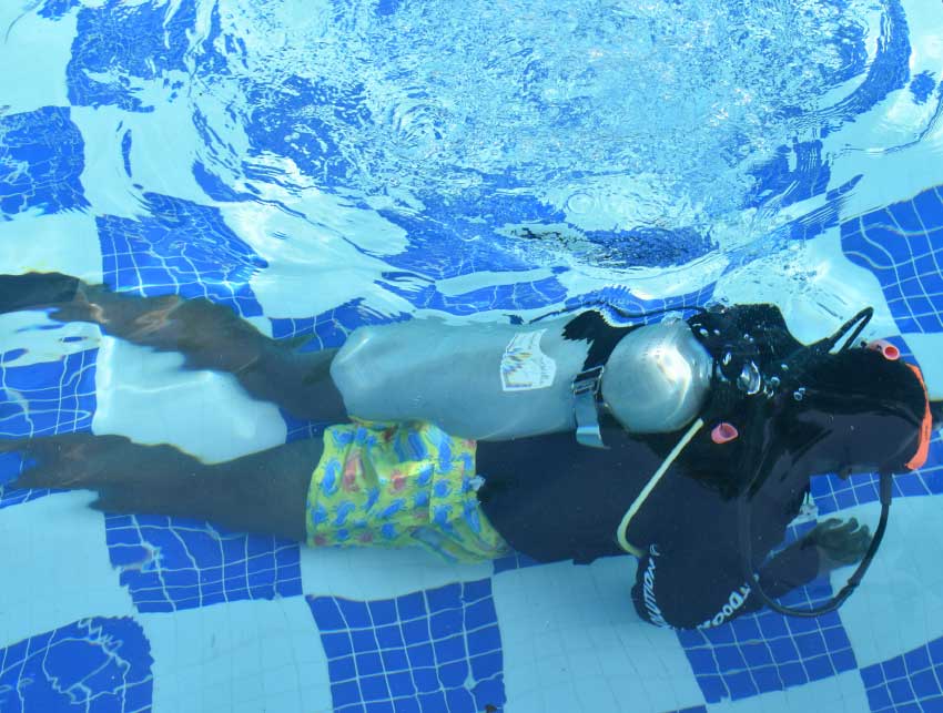Image: Diving student during first session of training.