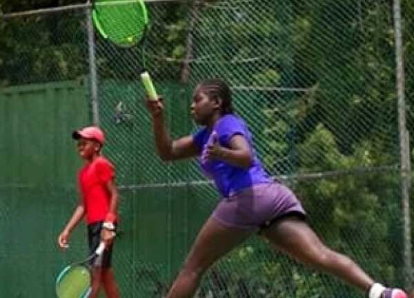 Image of Iyana Paul in action on center court