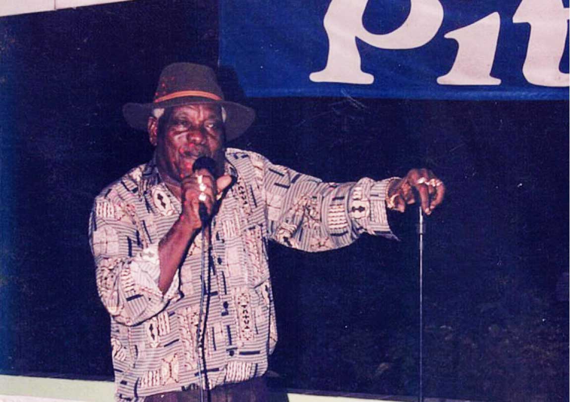 Zex the entertainer – Calypso and Karaoke.