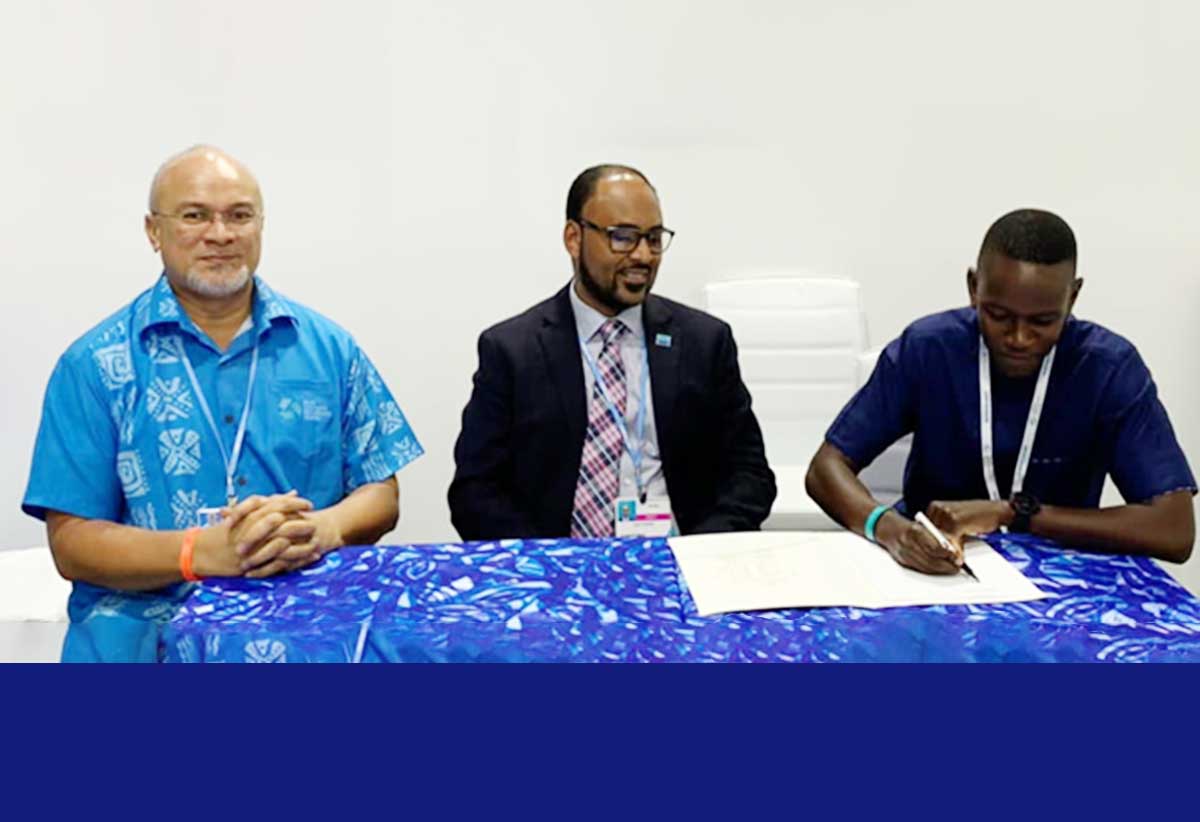 Left to Right: Aholotu Palu, CEO, Pacific Catastrophe Risk Insurance Company; Isaac Anthony, CEO, CCRIF SPC; and Lesley Ndlovu, CEO, African Risk Capacity Limited signed an MOU this week on the sidelines of COP27 in Sharm el Sheikh, Egypt.
