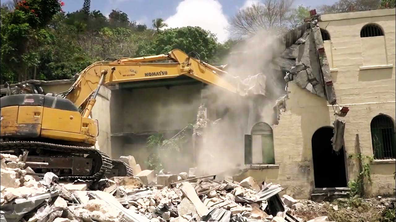 The Royal Goal and Custody Suites being demolished back in May 2020