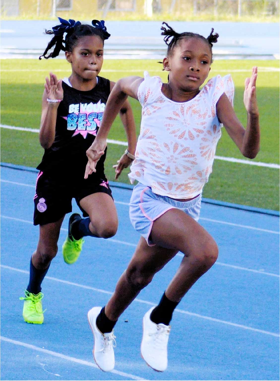 Young female athletes on the tracks