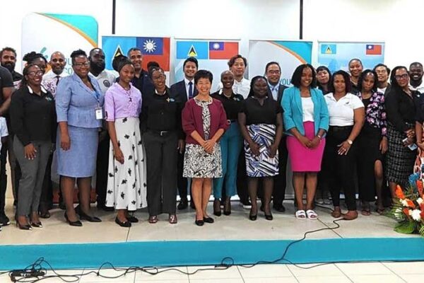 H.E. Nicole Su, Taiwan’s Ambassador to Saint Lucia, Youth Economy Officials and participants