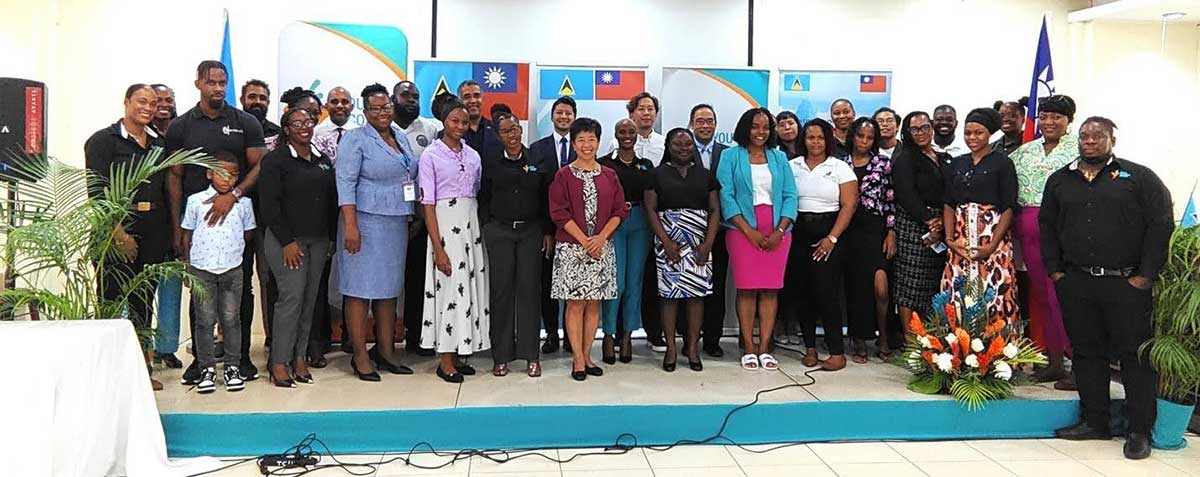 H.E. Nicole Su, Taiwan’s Ambassador to Saint Lucia, Youth Economy Officials and participants