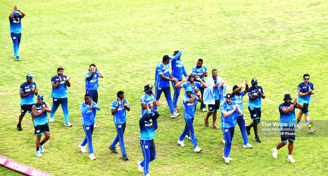 Kings teammates take a ‘Lap of Honour’ to show appreciation for fans support (VP Photo)