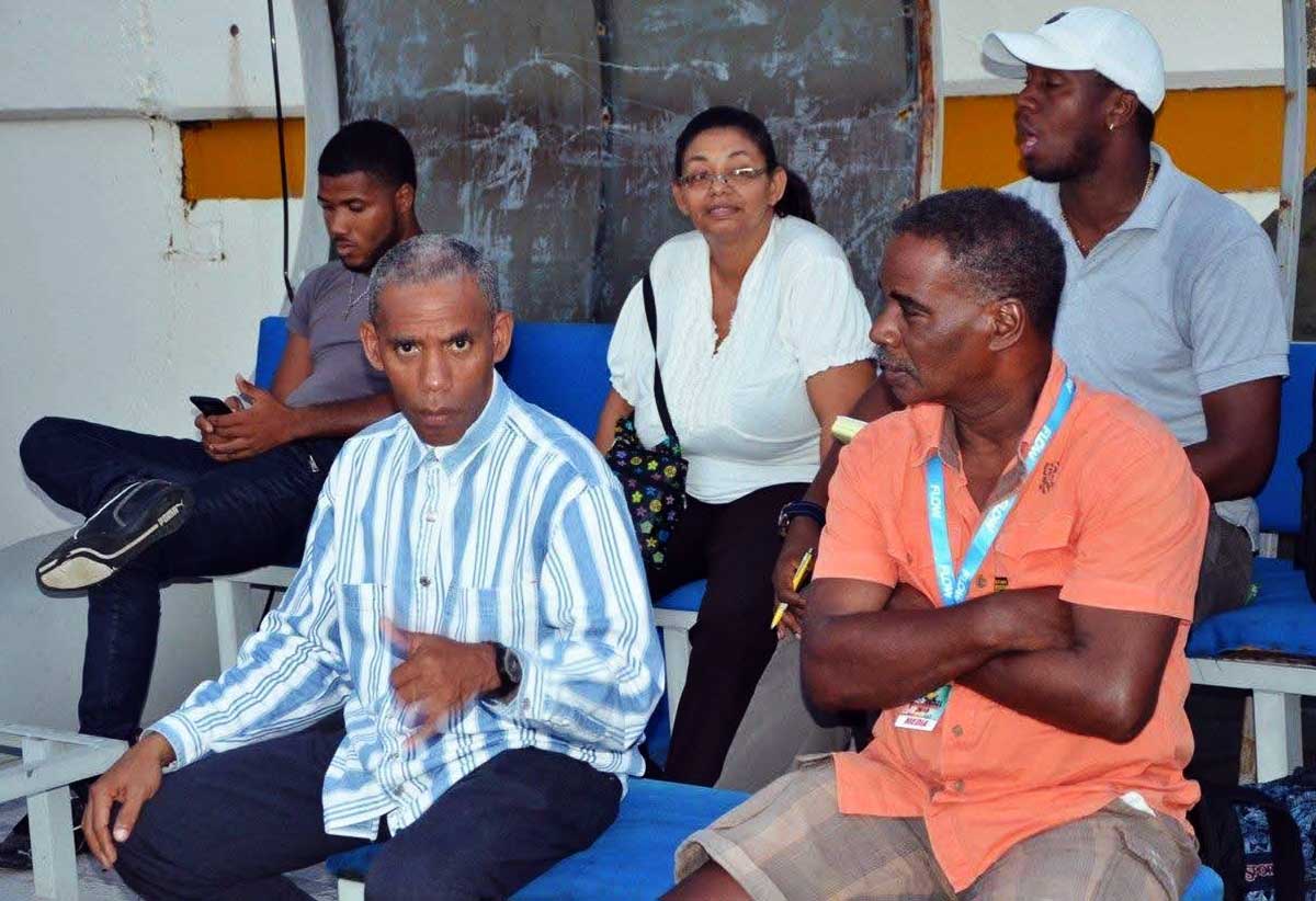 Jennifer Gaston among members of the Media