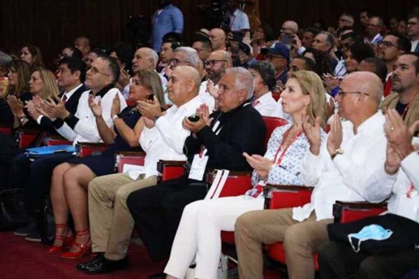 The audience welcomed the presentation by Saint Lucia’s Earl Bousquet, who was first to present at the Cuba conference held at the Nico Lopez Party University in Playa, Havana.
