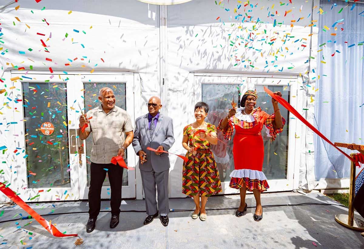 Dr. Ernest Hilaire, Minister for Tourism, H.E. Sir Cyril Errol Charles, Governor General of Saint Lucia, H.E. Nicole Su, Taiwan’s Ambassador to Saint Lucia, and Emma Hippolyte, Minister for Commerce, cutting the ribbon at the opening ceremony of this year’s Saint Lucia-Taiwan Partnership Trade Show.
