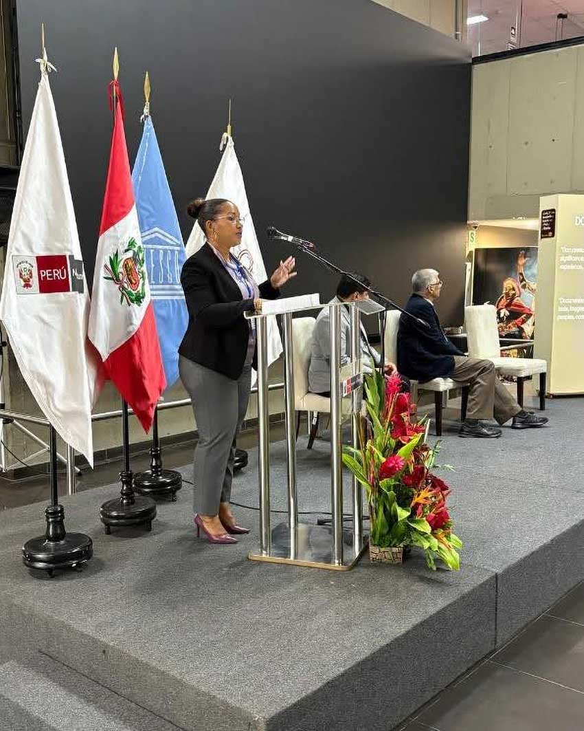 Head Librarian of SALCC, Kathy Birch-McDiarmed during her address at the Annual MoW Meeting (Photo credit: SALCC)
