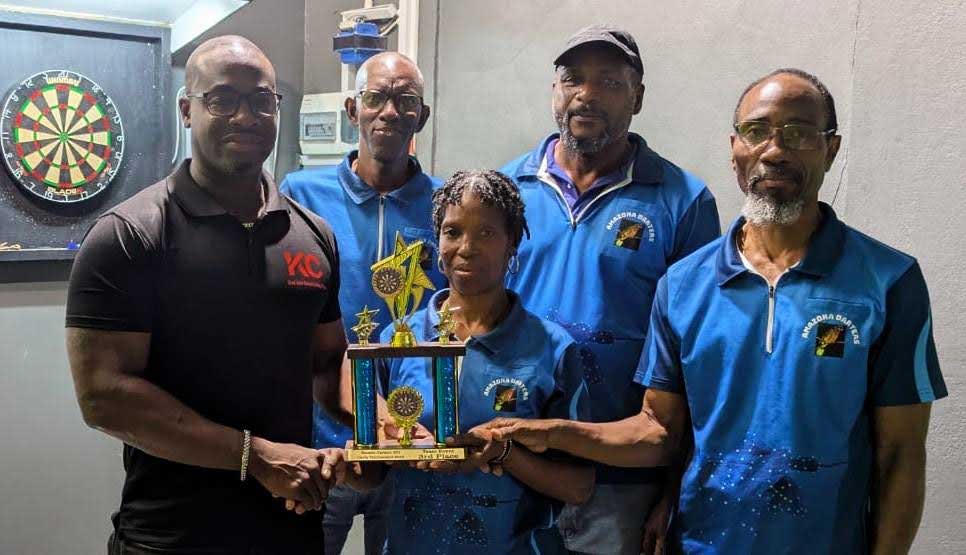 Participants in last year’s 501 Classics with Sports Minister Kenson Casimir (left) (Photo credit: Marius Modeste)