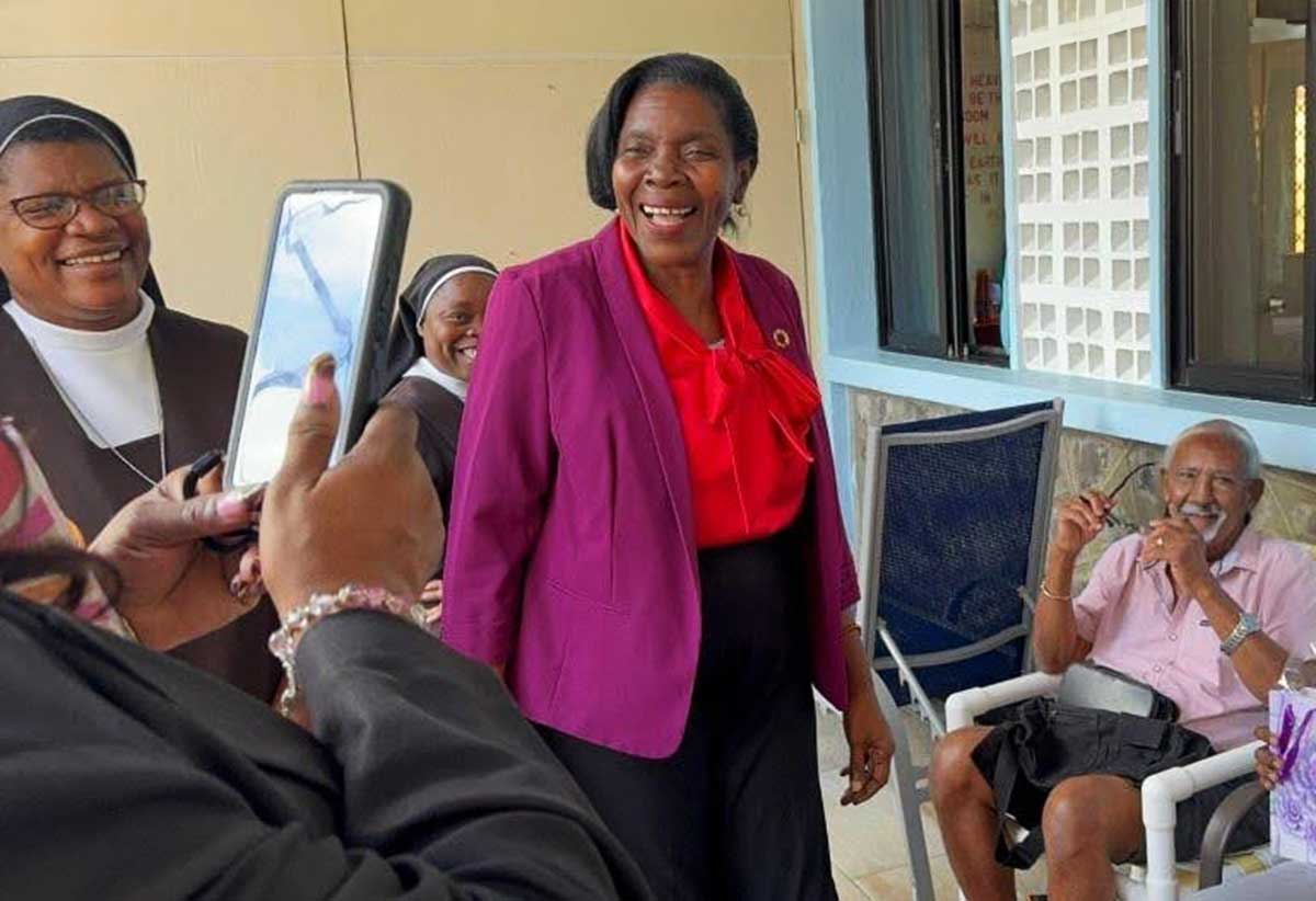 Minister Hippolyte Continues Familiarization Visits to Elderly Residential Care Institutions