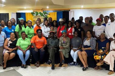 Grant recipients at the closing ceremony [Photo credit : SLUNCF]