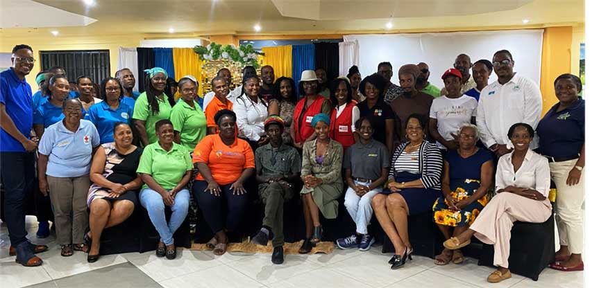 Grant recipients at the closing ceremony [Photo credit : SLUNCF] 