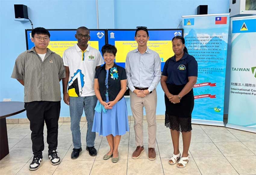 H.E. Nicole Su, Taiwan’s Ambassador to Saint Lucia, with Mr. Louis Tsou, Project Manager for the Community Business Revitalization Project (CBRP) at the Taiwan Technical Mission (TTM), Mr. Lincoln Francis, Chairman of the Vieux Fort North Constituency Council, Mrs. Damia Raymond-Samuel, Clerk of the Vieux Fort North Constituency Council, and Mr. Jimmy Lin, intern at the Taiwan Technical Mission (TTM)