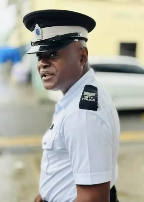 City Police personnel receives equipment [Photo credit: CCC] 